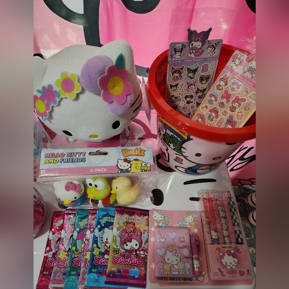 Hello Kitty Easter Bundle - Picture 12 of 12